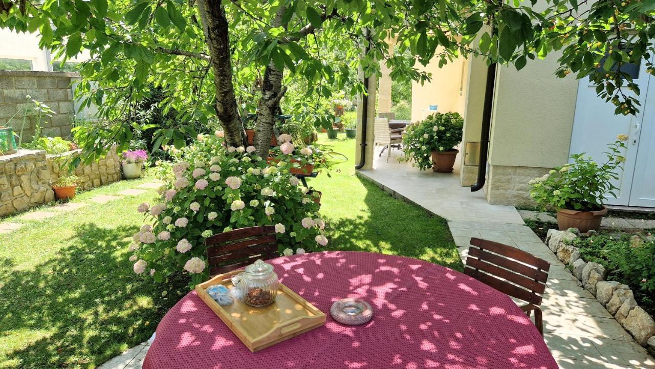 Apartment Pipo Krk Town Exterior photo